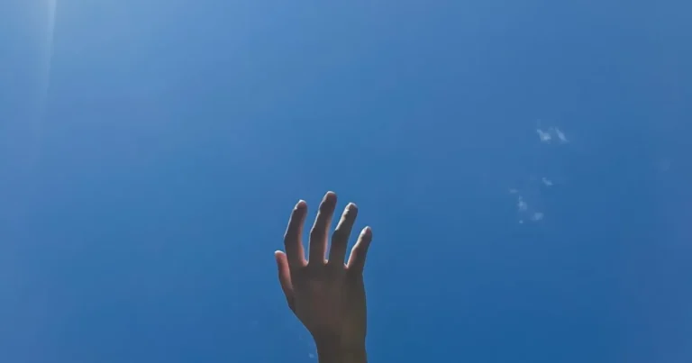 Minimalist Constellation